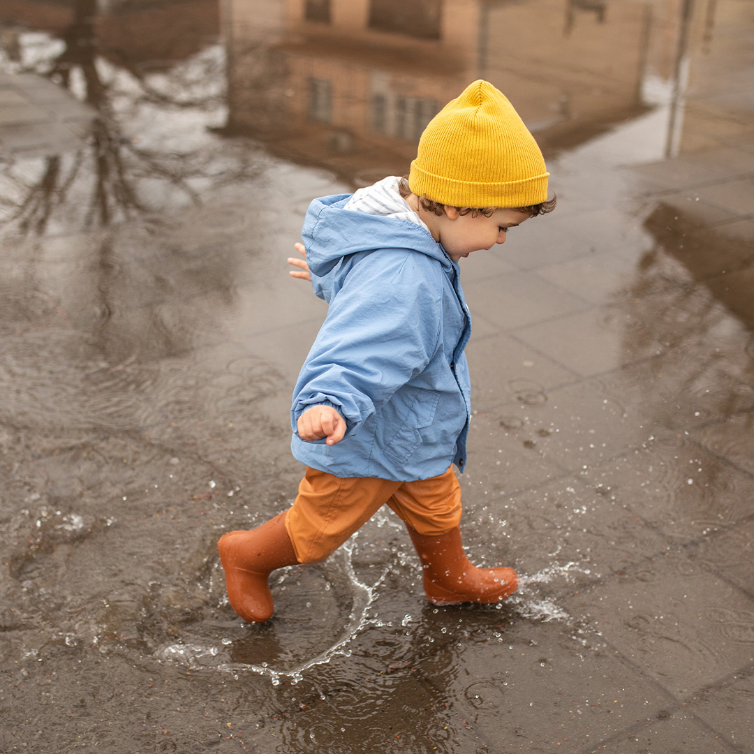 Kid in rain